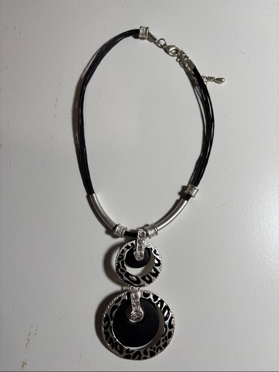 Jewelry - Silver and Black Double Circle Pendant Necklace - Women's Fashion Jewelry 18inc